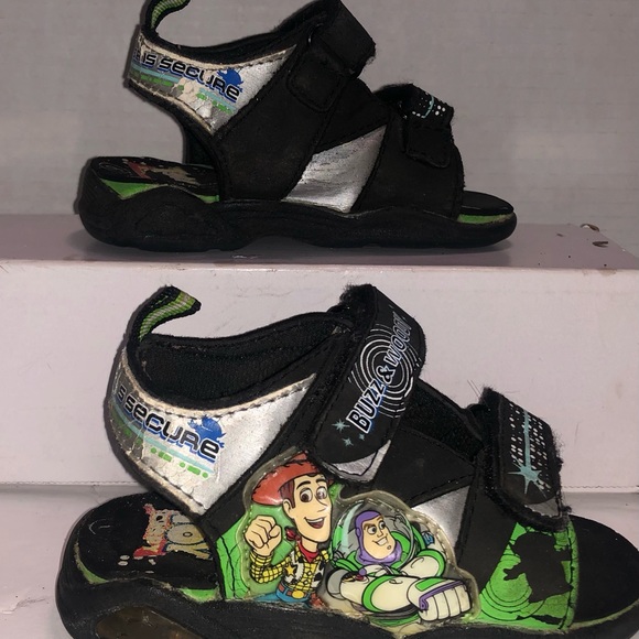Disney Toy Story Child Sandal Shoes Velcro Black  Green Buzz & Woody Sz 6 - Picture 3 of 6